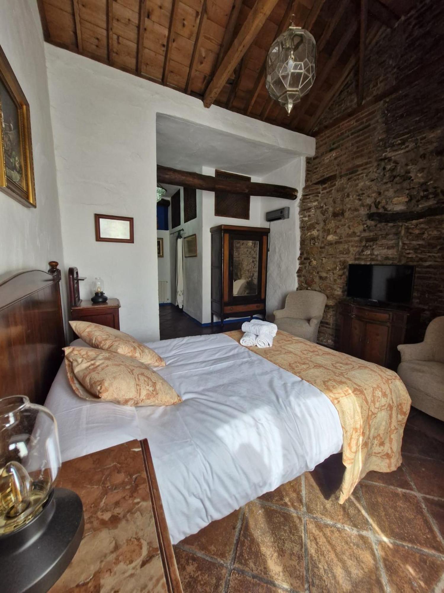 Hotel Rural Verde Oliva Comares Bilik gambar